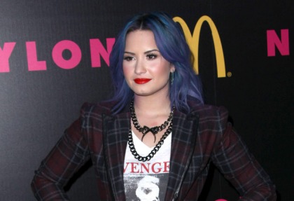Demi Lovato Would Do Lines of Coke in Airplane Bathrooms