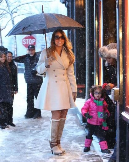 Mariah Carey Brings Her Babies to the Jewelry Store