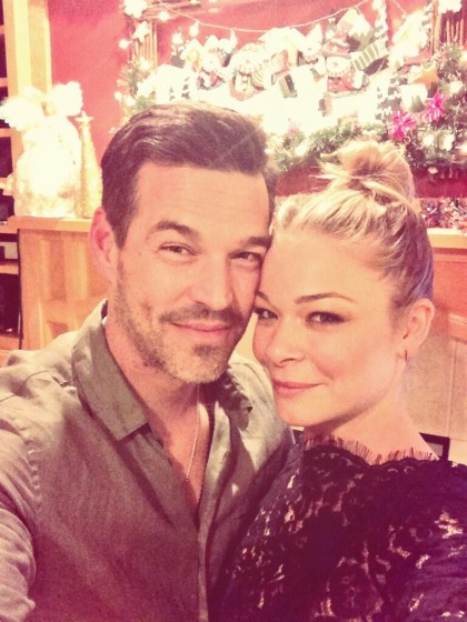 LeAnn Rimes got a diamond-encrusted feather necklace 'from Eddie' for Christmas
