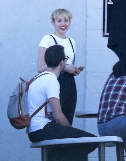 Miley Cyrus got a new bowl haircut: cute or too monk-like?