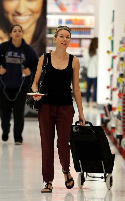 Naomi Watts Goes out for Some Family Shopping