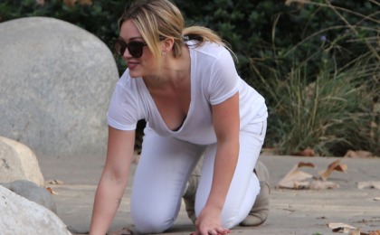 Hilary Duff Gives Us A View