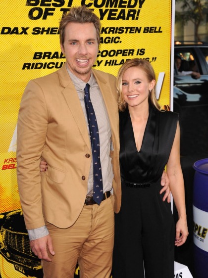 Kristen Bell, Dax Shepard call for boycott of celeb mags that show kids' pictures