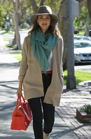 Jessica Alba Business Meeting in Westwood