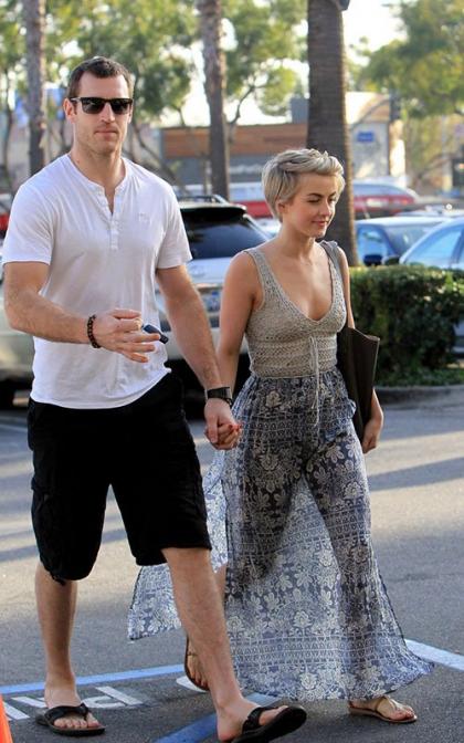 Julianne Hough Brightens her Day with Brooks Laich