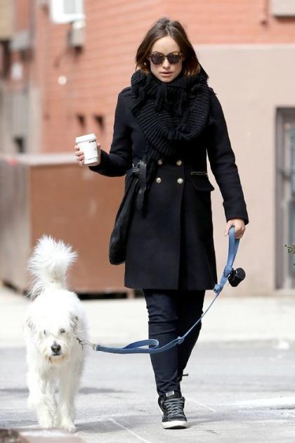 Olivia Wilde Braves the Cold of NYC with her Pooch