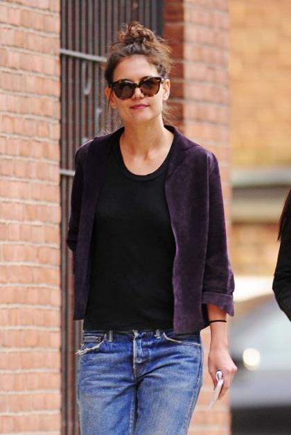 Katie Holmes Stops by the Set of her New ABC Pilot
