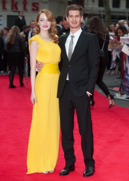 Emma Stone in yellow Versace at UK 'spider-Man' premiere: lovely or tragic'