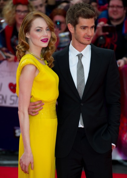 Emma Stone gently calls out Andrew Garfield for his sexist gender stereotypes