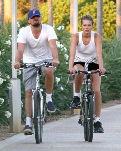 Leo DiCaprio & Toni Garrn have moved in together in NYC: take that, Clooney!