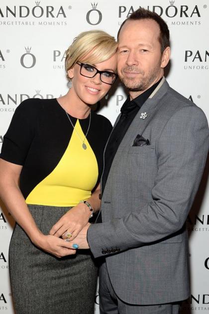 Jenny McCarthy & Donnie Wahlberg: Pre-Mothers Day Dinner Duo