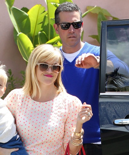 Reese Witherspoon 'cut back on booze & curbed her spending' following arrest