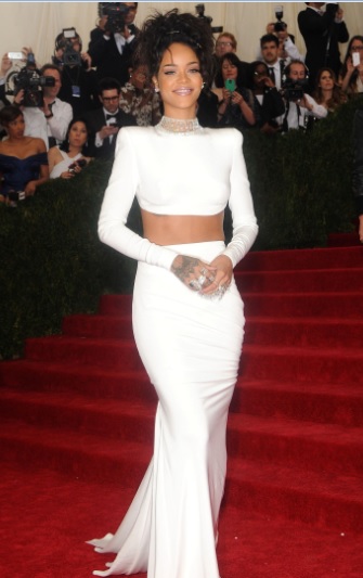 Rihanna Looks Amazing For Charles James: Beyond Fashion Costume Institute Gala