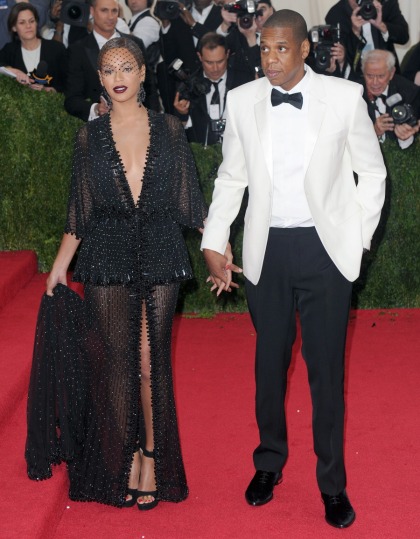 Beyonce & Jay-Z issue vague public statement about the Solange incident