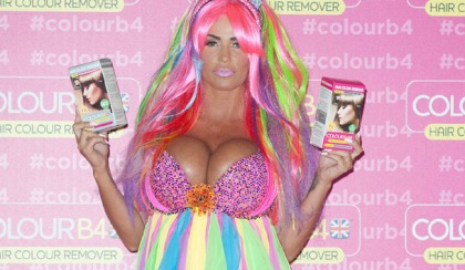 Katie Price And Her Ridiculous Cleavage!