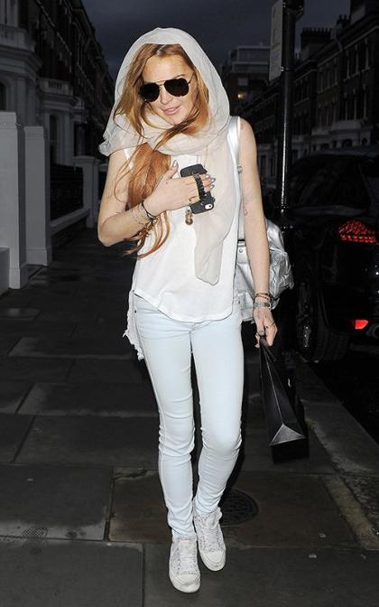 Lindsay Lohan Shops Up a Storm in London