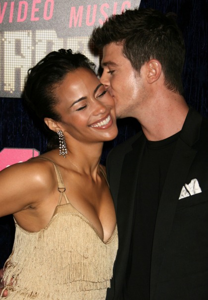 Robin Thicke gives up on Paula Patton:  'He's done begging & is moving on'