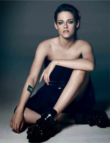 Kristen Stewart never has to 'beg?: 'I can get any role with a snap of my fingers'