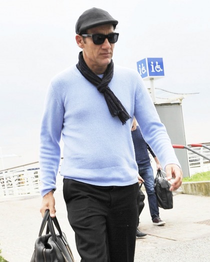 Clive Owen, 49, wears an unfortunate sweater in Venice: would you hit it?