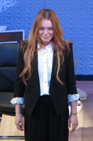 Lindsay Lohan Debut Onstage Speed-the-Plow opening night in London