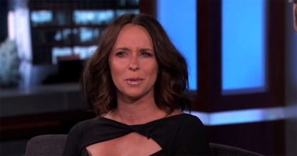 Jennifer Love Hewitt sent Matt Damon a bed in the late 90s and he ignored her