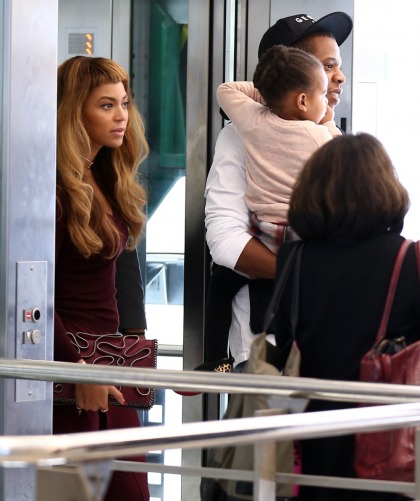 Beyonce shows off her new itty-bitty bangs in Paris: cute or unflattering?