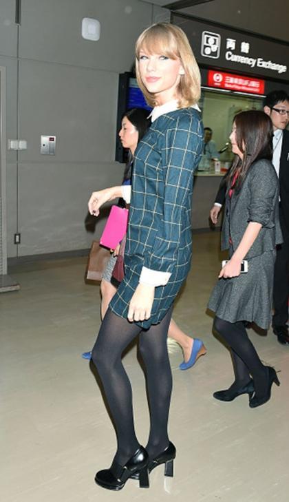 Taylor Swift Lands in Tokyo for Promotional Fun