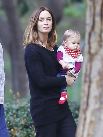 Emily Blunt won't buy baby Hazel gadgets: 'You want things to be sensory'