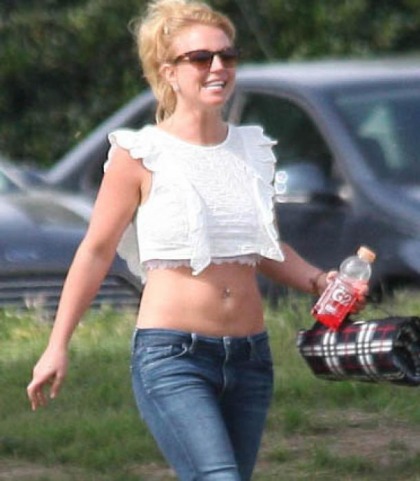 Britney Spears Is A Sexy White Trash Soccer Mom