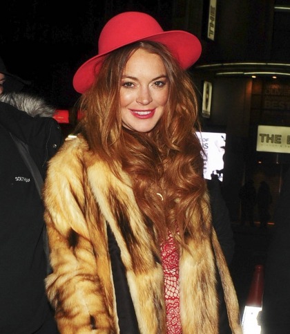 Lindsay Lohan was 2 hours late to her first day of work & she carried a Koran