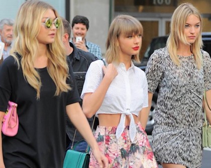 Taylor Swift,  Gigi Hadid and Martha Hunt Make A Great Threesome