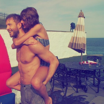 Calvin Harris & Taylor Swift were loved up in Rhode Island for the holiday