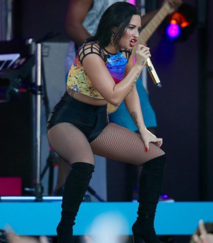 Demi Lovato Has Legs For Seconds