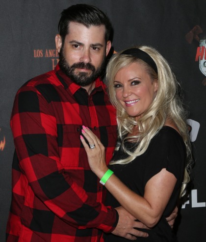 Bridget Marquardt's diamond engagement ring is spider-shaped: tacky or fine'