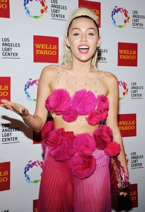 Miley Cyrus Stomach at the LGBT Gala Vanguard Awards 2015