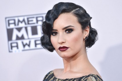 Demi Lovato in Lorena Sarbu at the AMAs: refreshing or matronly?