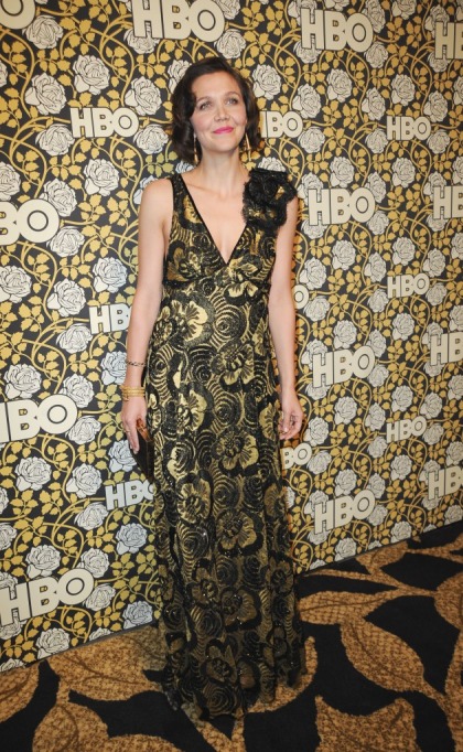 Maggie Gyllenhaal in Marc Jacobs at the Globes: blending into the background?