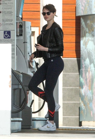Emma Stone Amazing Ass in Tights at a Gas Station in Malibu