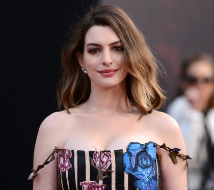 Anne Hathaway cried when a trainer made a comment about her 'baby weight'