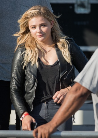 Chloe Grace Moretz Chics Girls day out in Hollywood