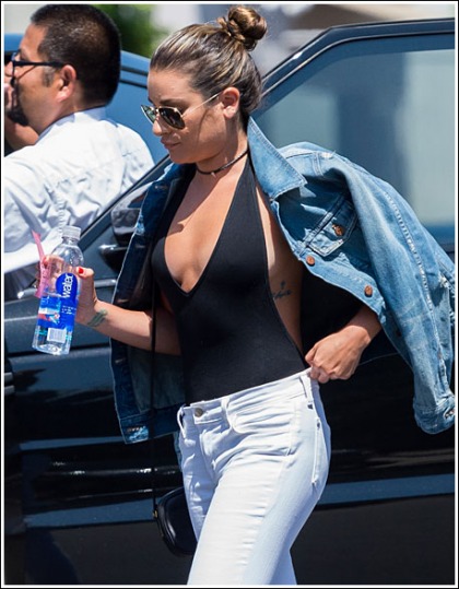 Lea Michele Drops Some Sexy Braless Cleavage Action Lea Michele Drops Some Sexy Braless Cleavage Action
