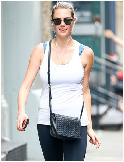 Kate Upton Drops Some Massive Tanktop Cleavage Kate Upton Drops Some Massive Tanktop Cleavage