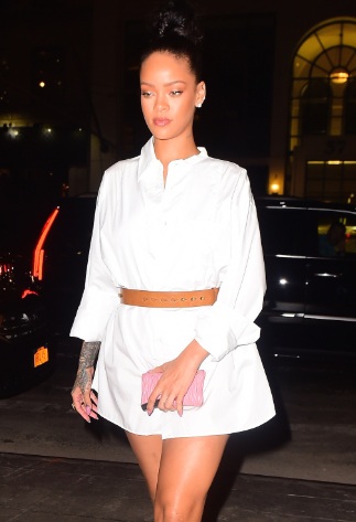 Rihanna Leggy at Nobu Restaurant in Manhattan