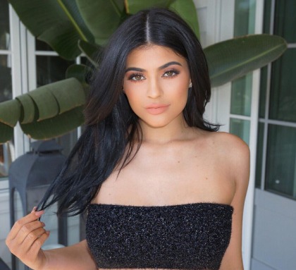 Kylie Jenner still looks 'different' following 'food poisoning' & her 'period'