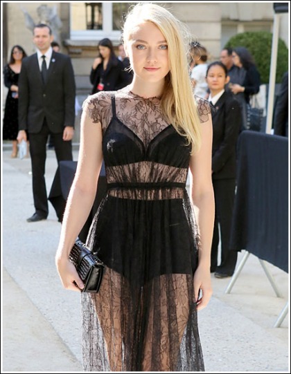 Dakota Fanning Looking All Kinds Of Stunning And Jaw-Dropping And Damn Sexy In A Revealing Dress! Dakota Fanning Looking All Kinds Of Stunning And Jaw-Dropping And Damn Sexy In A Revealing Dress!