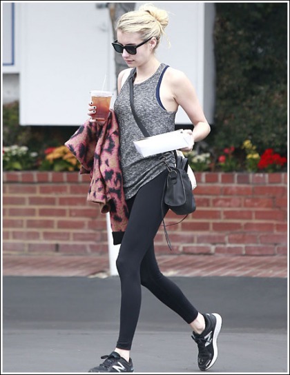 Emma Roberts Gets Ultra Leggy And Surprisingly Busty Emma Roberts Gets Ultra Leggy And Surprisingly Busty