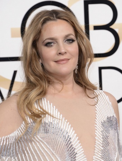 Drew Barrymore in Monique Lhullier at the Golden Globes: avian fab or fug?