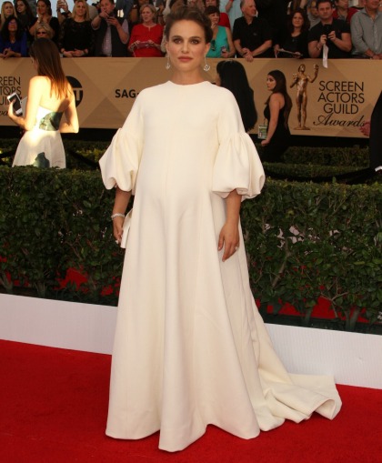 Natalie Portman in a tent-like Dior at the SAGs: retro fug disaster or fine?