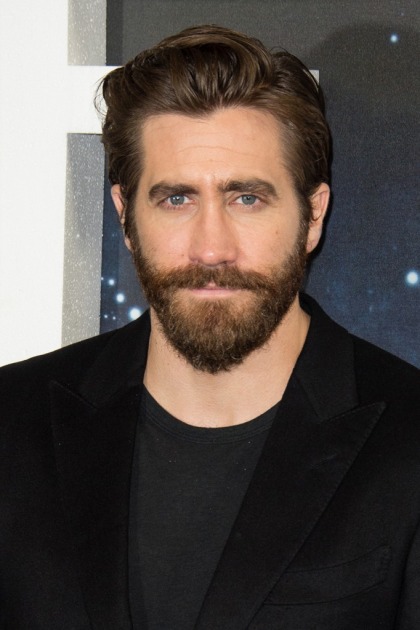 Jake Gyllenhaal believes that aliens 'absolutely' exist