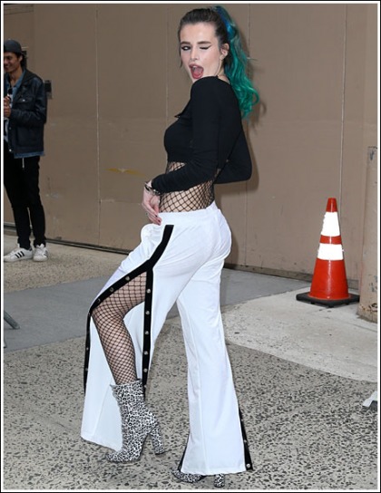 Bella Thorne Puts On A Sexy Little Booty Show Bella Thorne Puts On A Sexy Little Booty Show